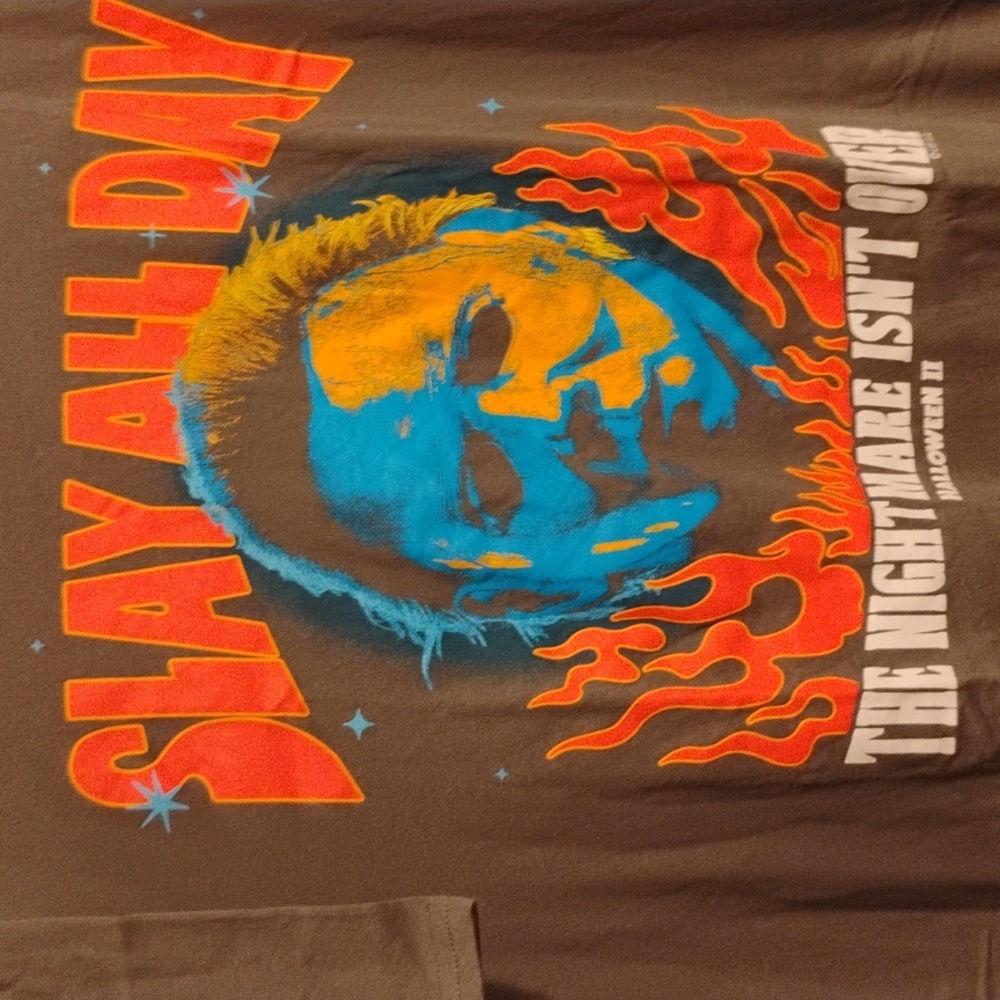 Halloween II Michael Myers Flame Graphic Tee – NWOT 🔥🎃 - Picture 3 of 4